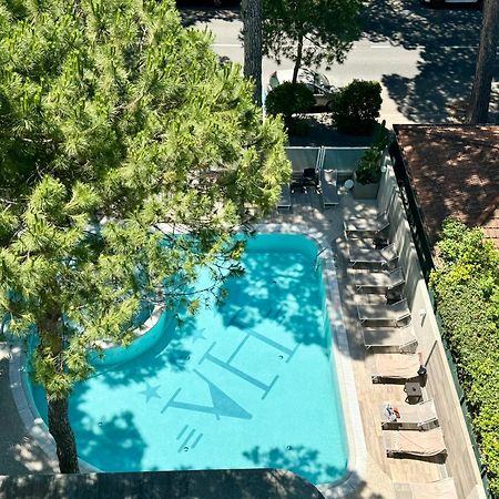 Hotel Alexander Milano Marittima Eksteriør bilde