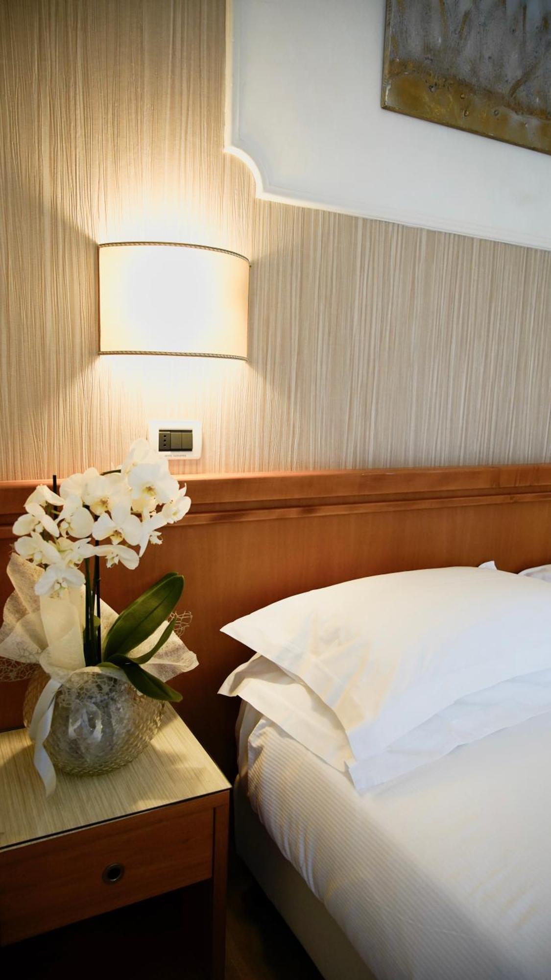 Hotel Alexander Milano Marittima Eksteriør bilde