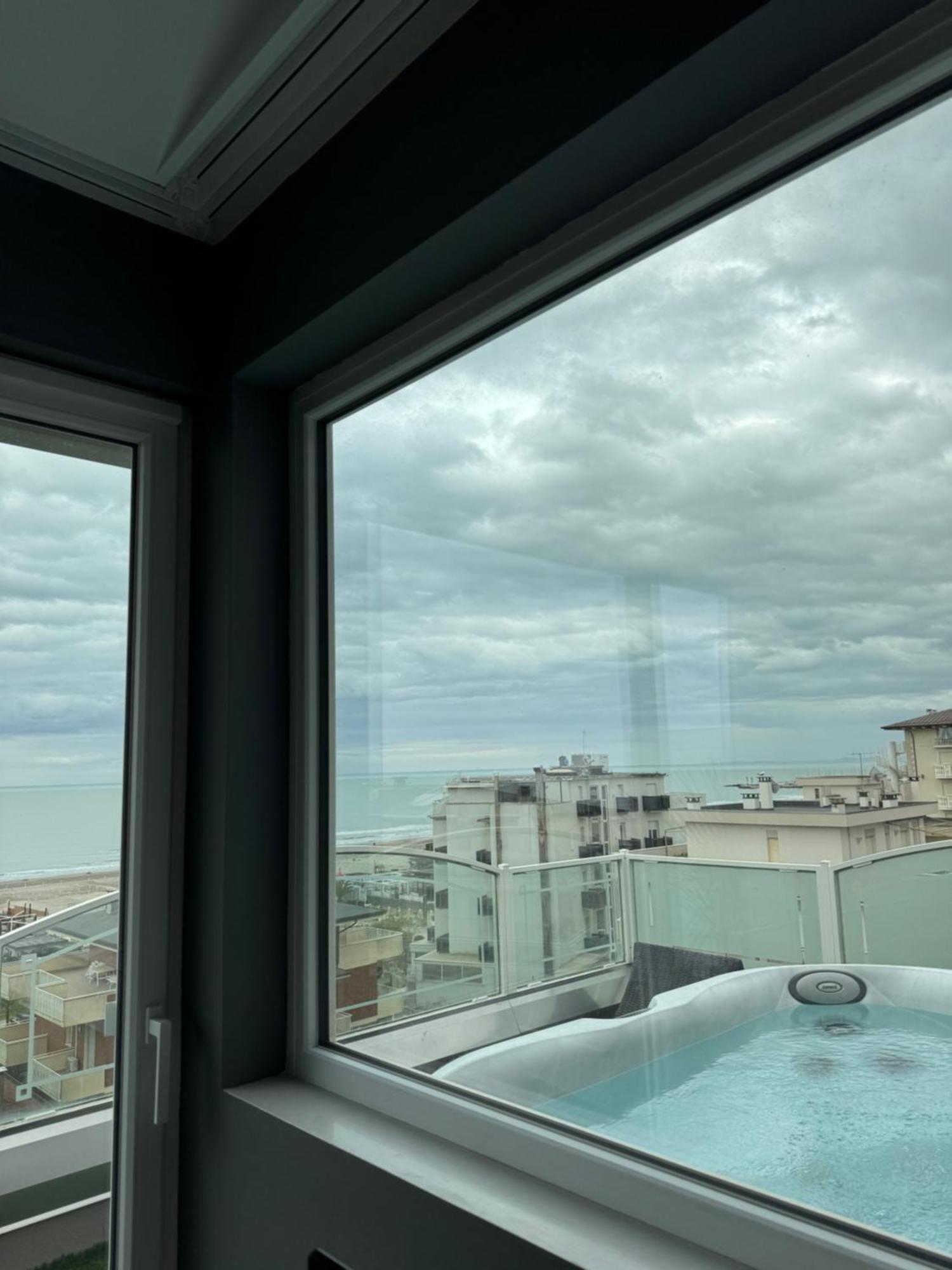 Hotel Alexander Milano Marittima Eksteriør bilde